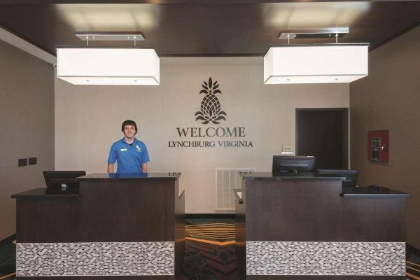 La Quinta Inn Ste Lynchburg at Liberty U
